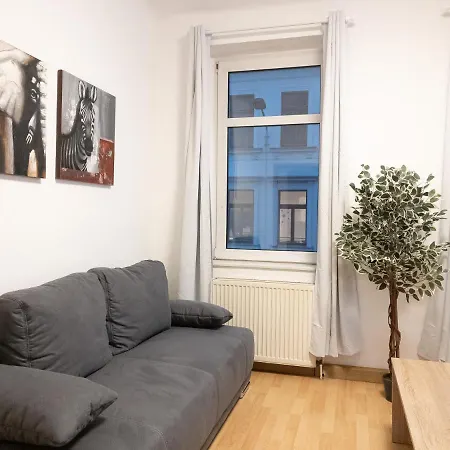 Top-apartment In Leipzig-gohlis-sud - King-size-bett, Schreibtisch, Sehr Schnelles Internet & Netflix * Lipcse