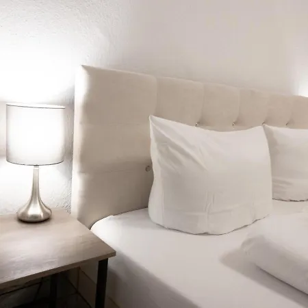 Top-apartment In Leipzig-gohlis-sud - King-size-bett, Schreibtisch, Sehr Schnelles Internet & Netflix Lipcse